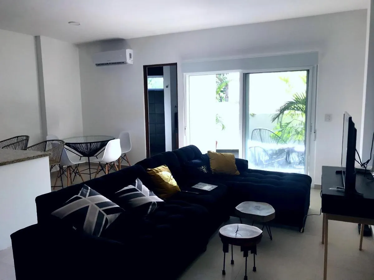 Playa Del Carmen // Suites Colibri Apartment Playa del Carmen