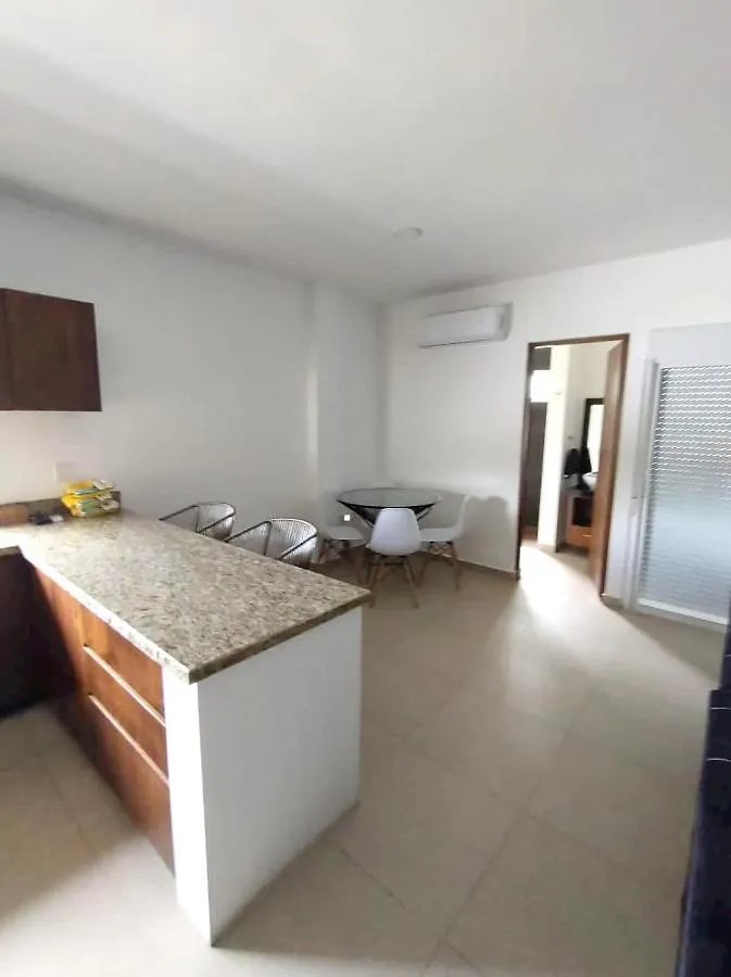 Playa Del Carmen // Suites Colibri 0*, Playa del Carmen Mexico